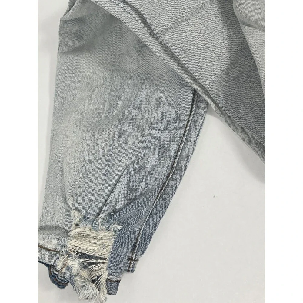 Resfeber LA Collection Women's Boyfriend Jeans Size 4 Distressed Mid Rise NWT